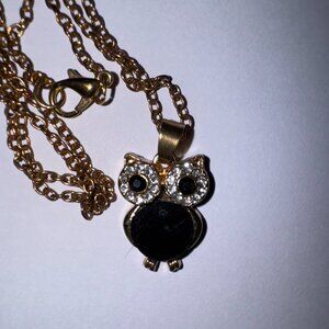 19" Rose Gold Plated Onyx and Cz. Owl Necklace